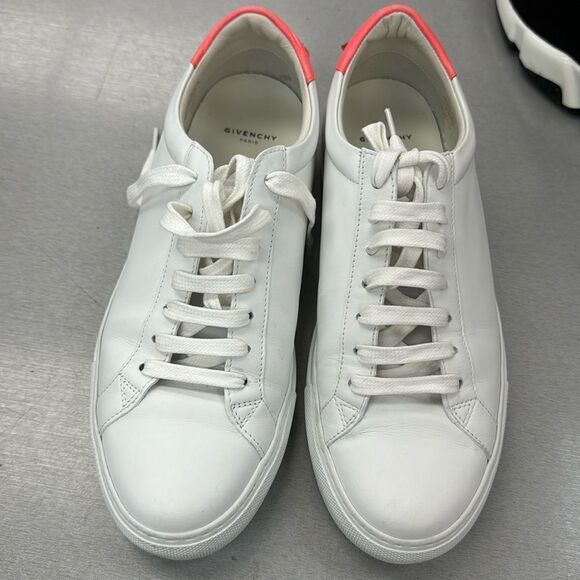 Givency sneaker  - Picture 1 of 4